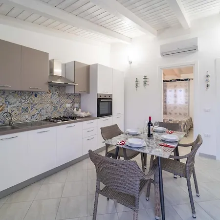 Borgo Marino Apartment *